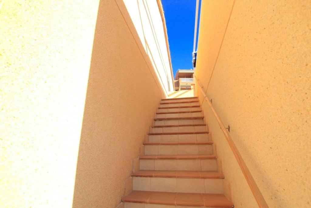 Lovely 2 Bedroom Apartment In Rojales Near Marquesa Golf Ciudad Quesada Eksteriør billede